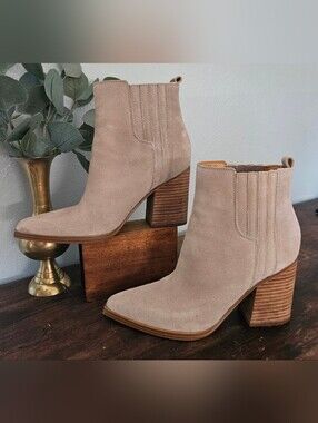 Marc Fisher Oshay Upper Leather Cloud Suede Booties Size 7.5